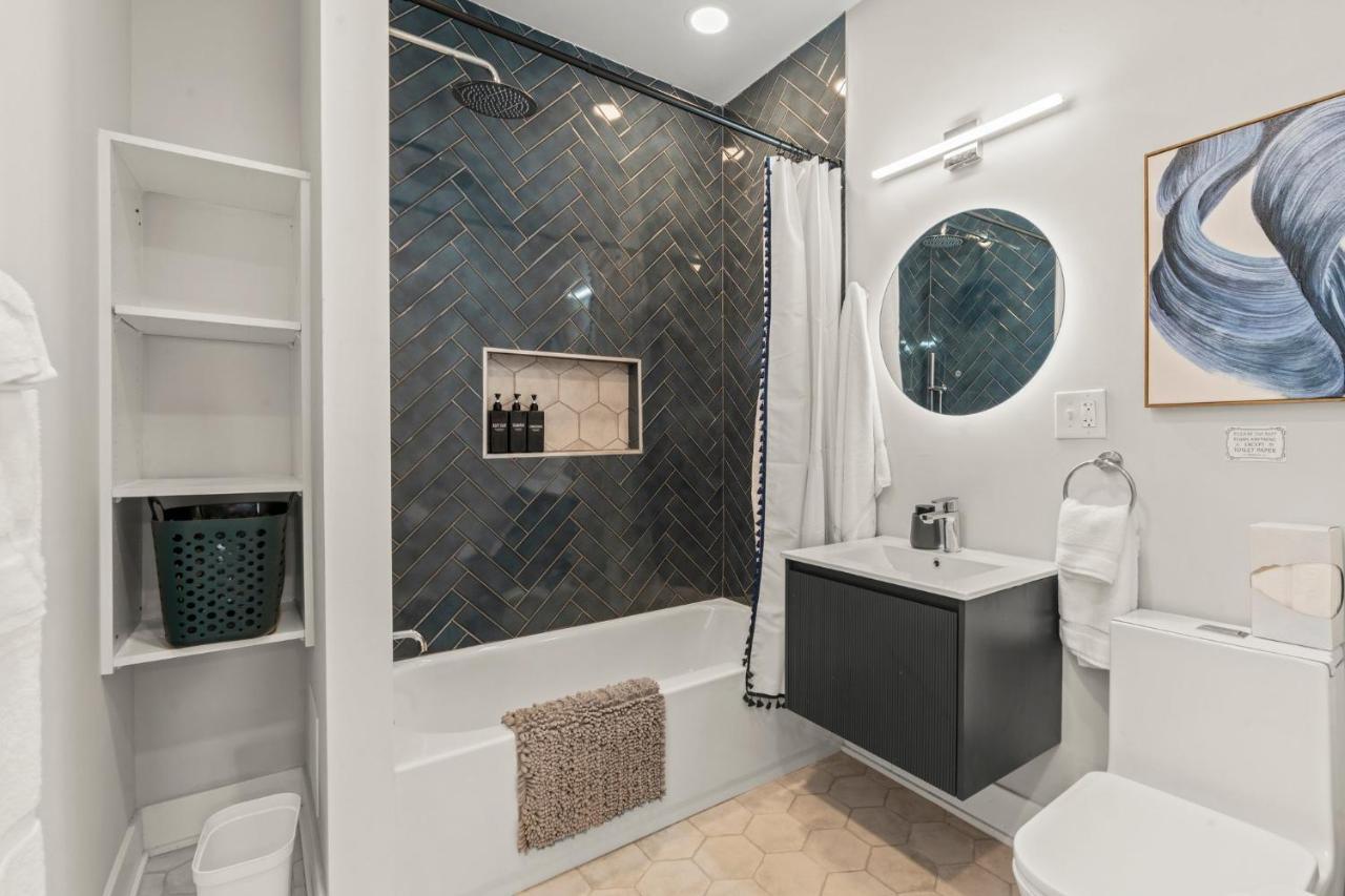 Passyunk Square Spacious 1 Bedroom Oasis- Huge Deck Philadelphia Buitenkant foto